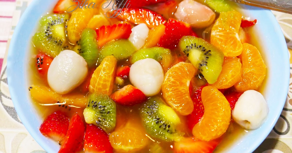 SALADE DE FRUITS AUX CLÉMENTINES- LITCHIS- KIWIS ET FRAISES À LA CITRONNADE