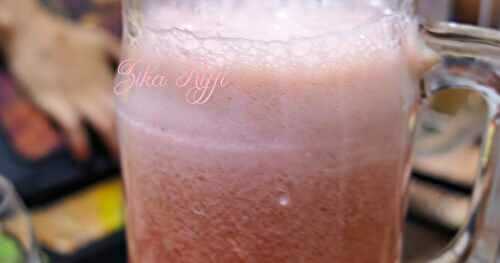 SMOOTHIE PASTEQUE-PÊCHE- CITRON VERT AU YAOURT NATURE ET AU MIEL